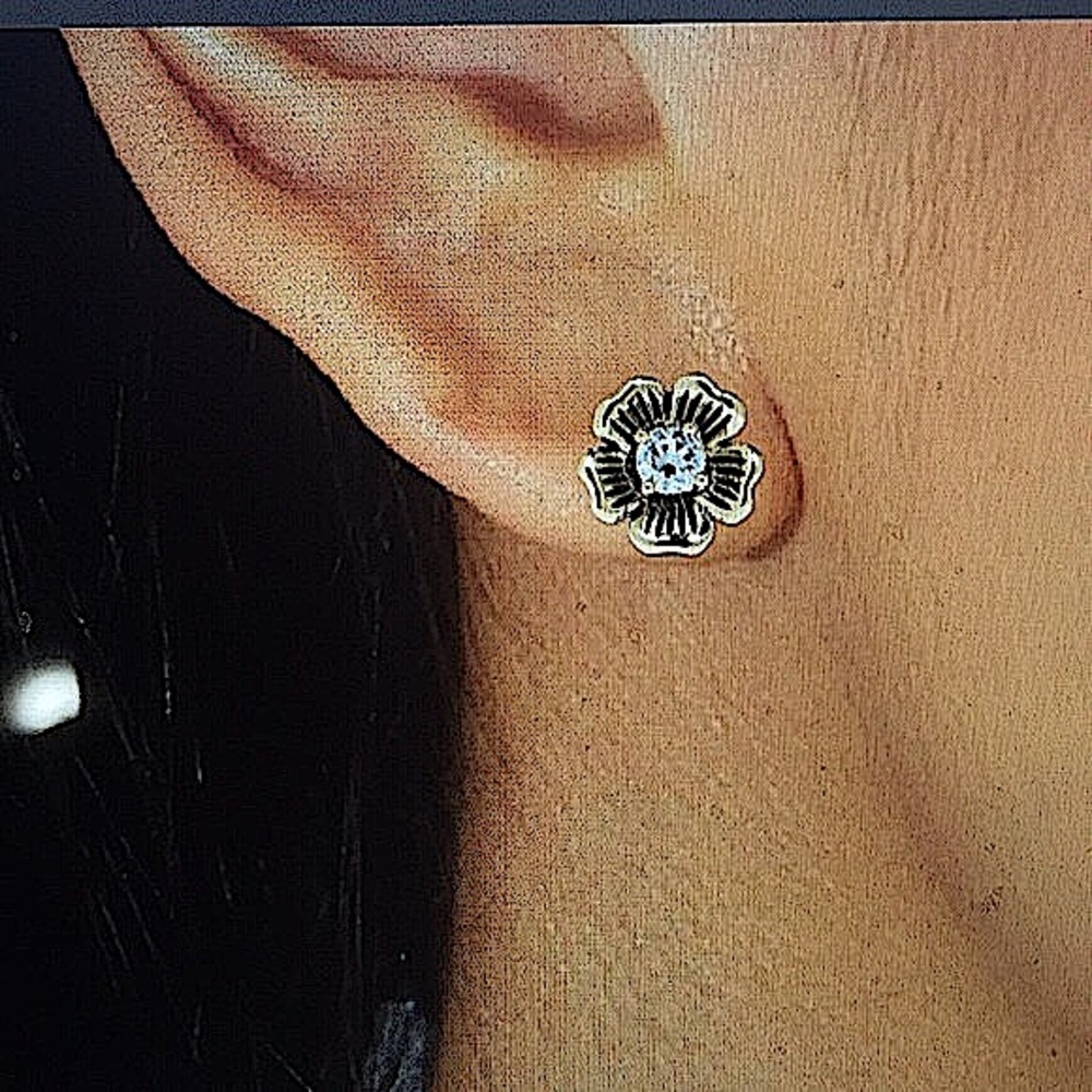 COACH - MINI TEA ROSE 2 IN 1 STUD EARRINGS (NWT) - Picture 11 of 12